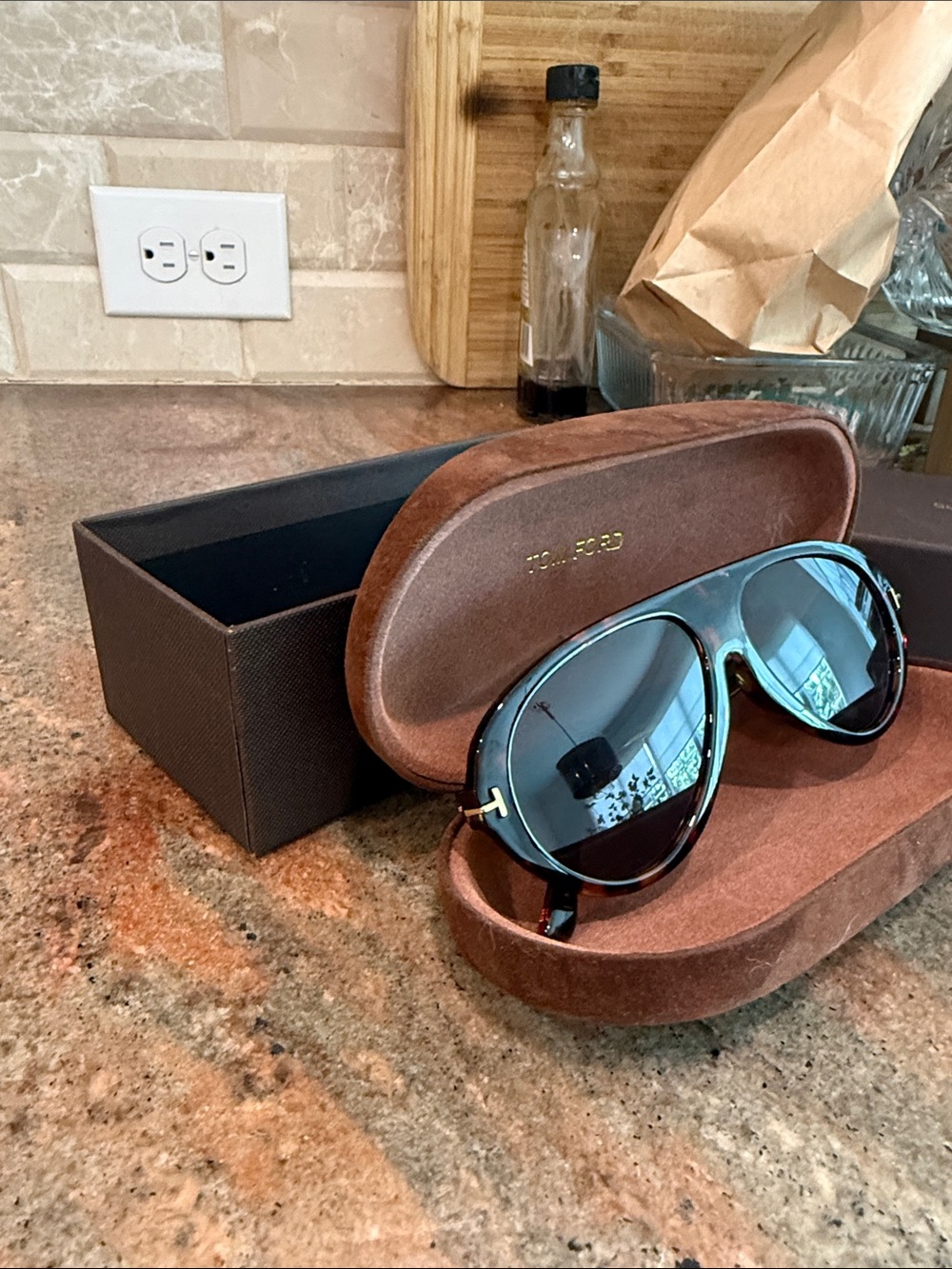 Tom Ford Tortoise Shell Aviator Sunglasses with Brown Lenses - Picture 6 of 7